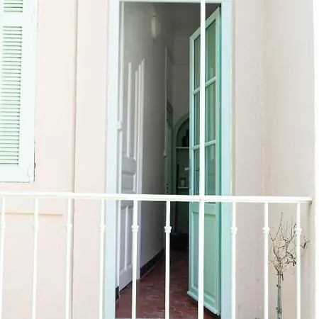 Le Petit Provencal *